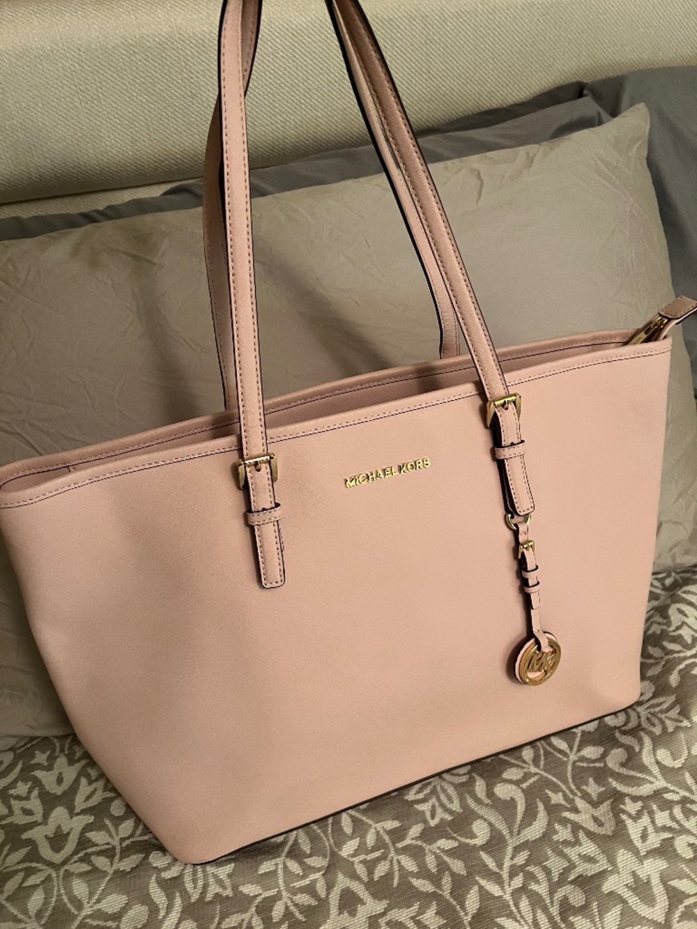 Michael Kors Bag 19 inches Pink